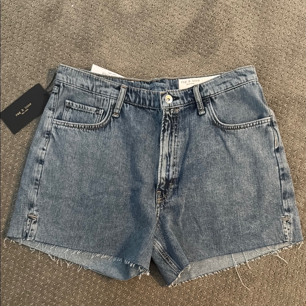 Rag and bone retro cut off jean shorts NWT